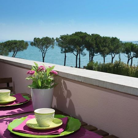Garda Blue Lake Home Luxury Appartment Desenzano del Garda Exterior photo
